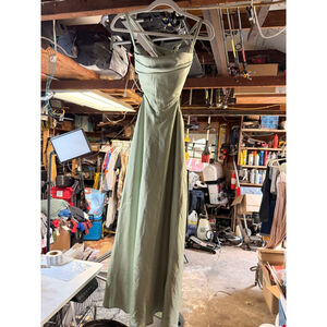 Women's Lulus Green Maxi Dress Size M